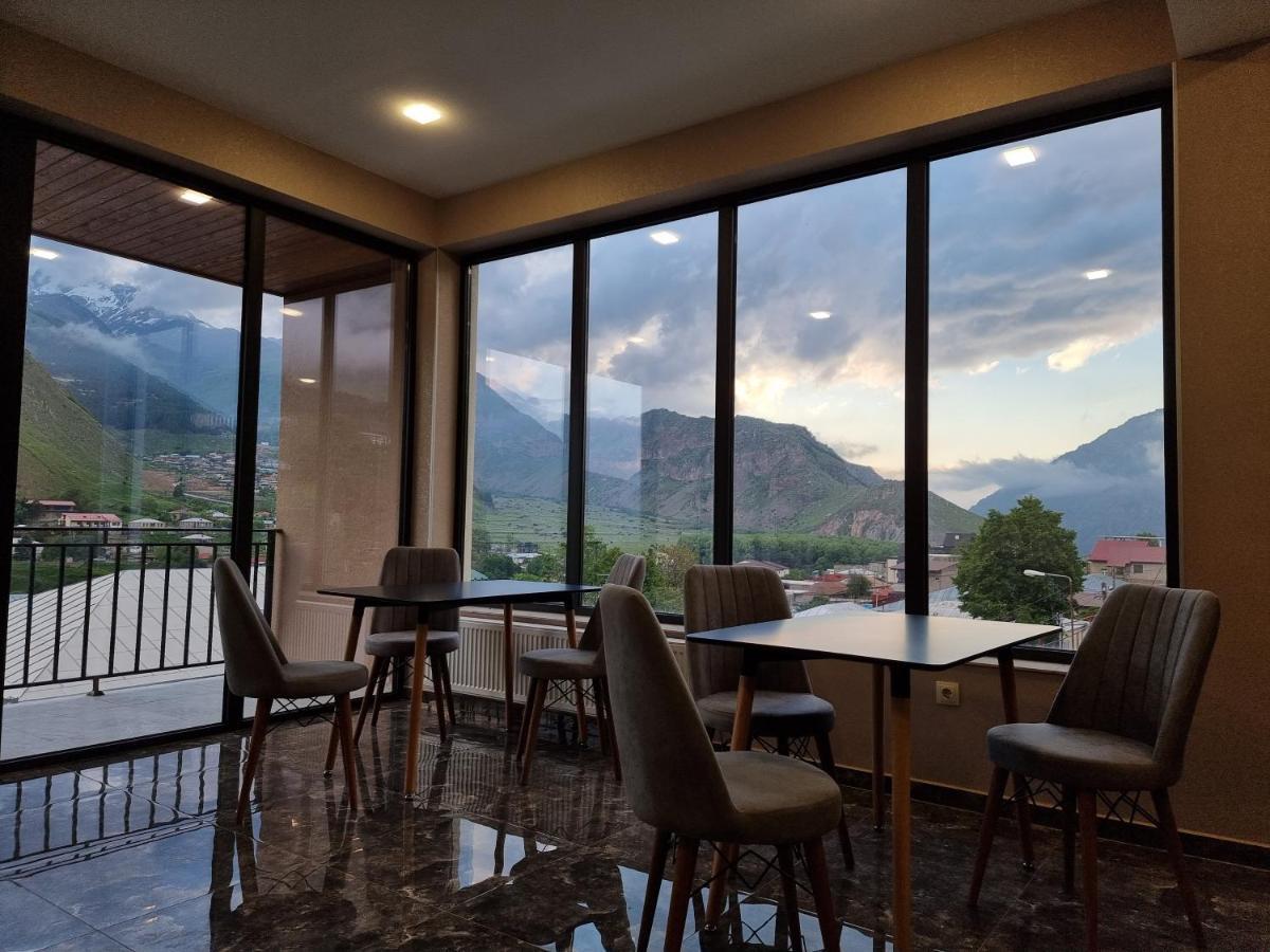 Hotel Sweet Night Kazbegi Esterno foto