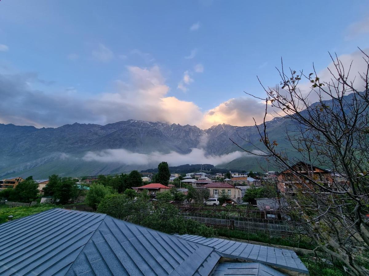 Hotel Sweet Night Kazbegi Esterno foto