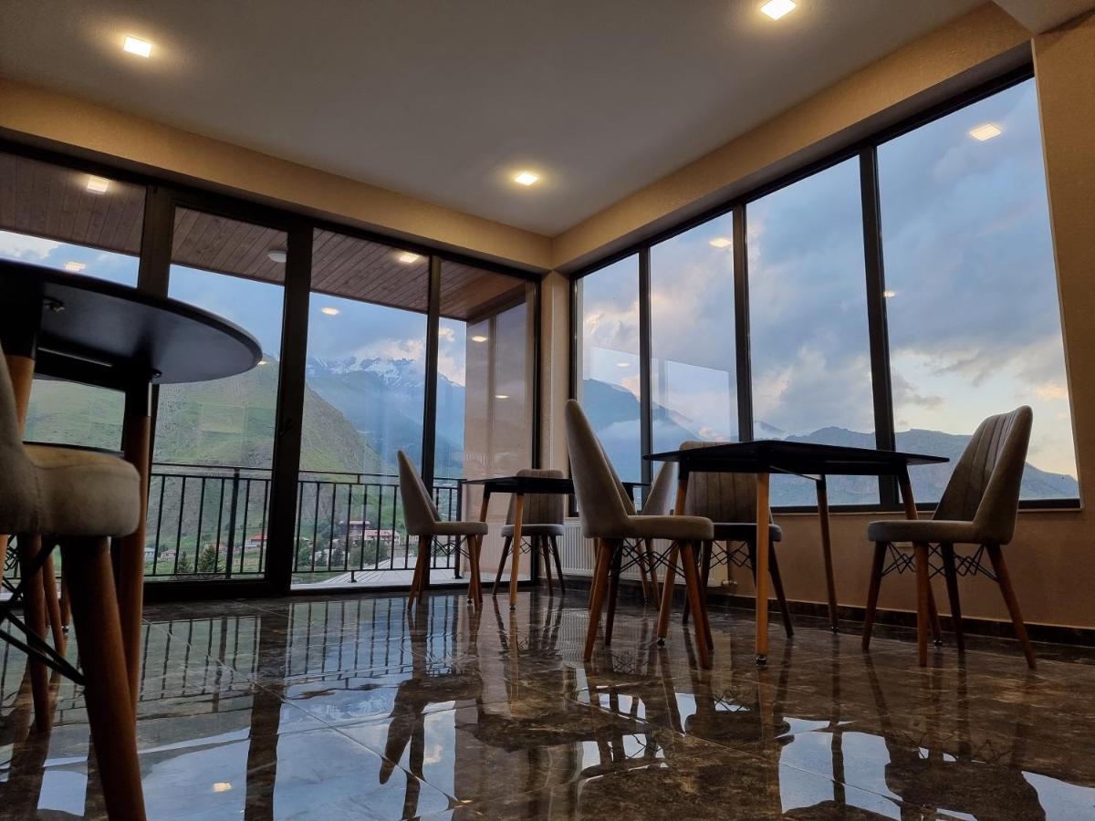 Hotel Sweet Night Kazbegi Esterno foto