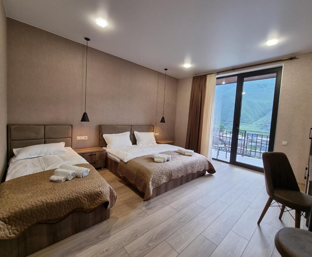Hotel Sweet Night Kazbegi Esterno foto
