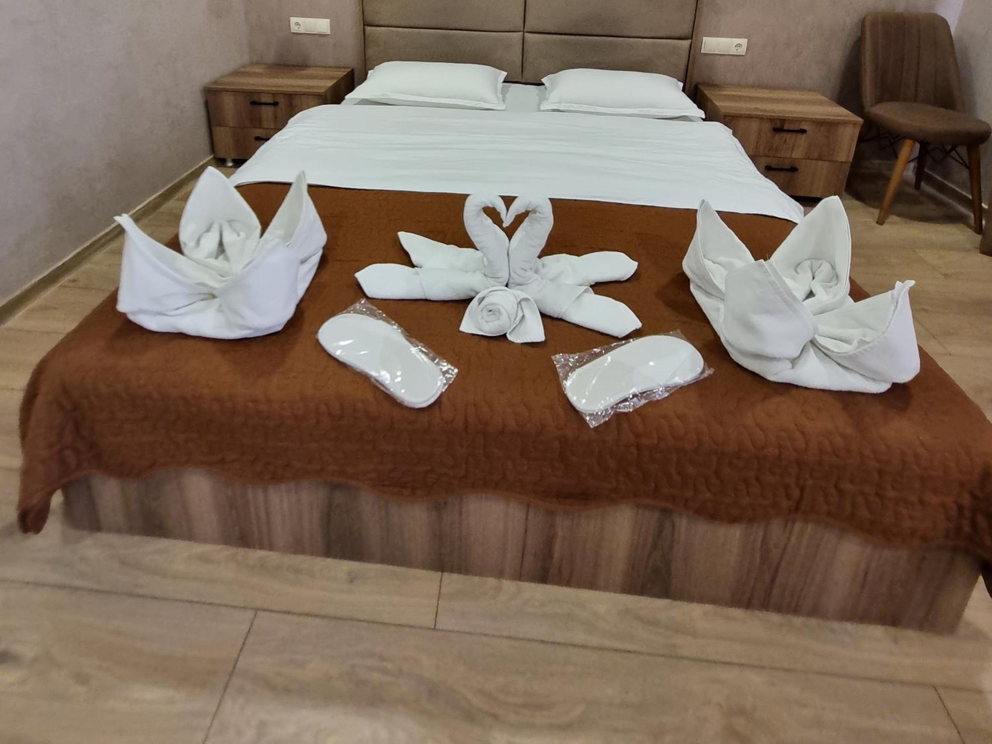 Hotel Sweet Night Kazbegi Esterno foto
